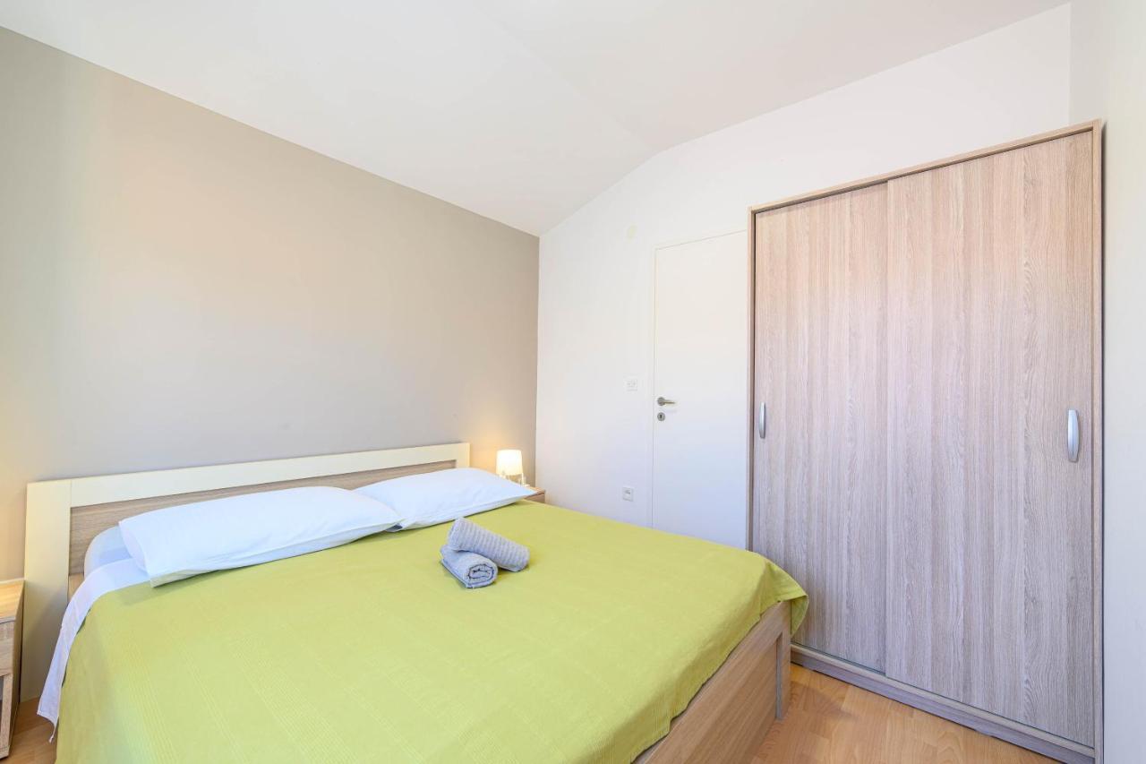 Apartman Maslina 시베니크 외부 사진