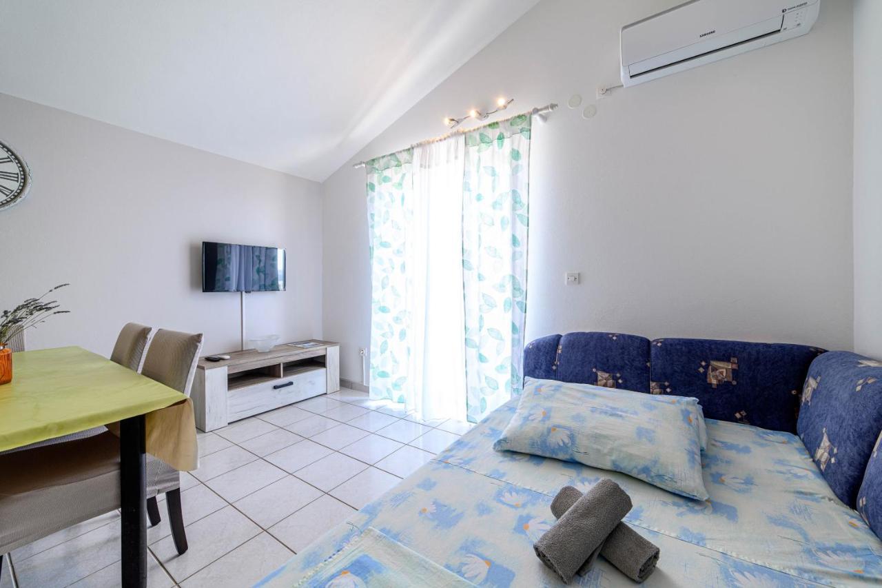 Apartman Maslina 시베니크 외부 사진
